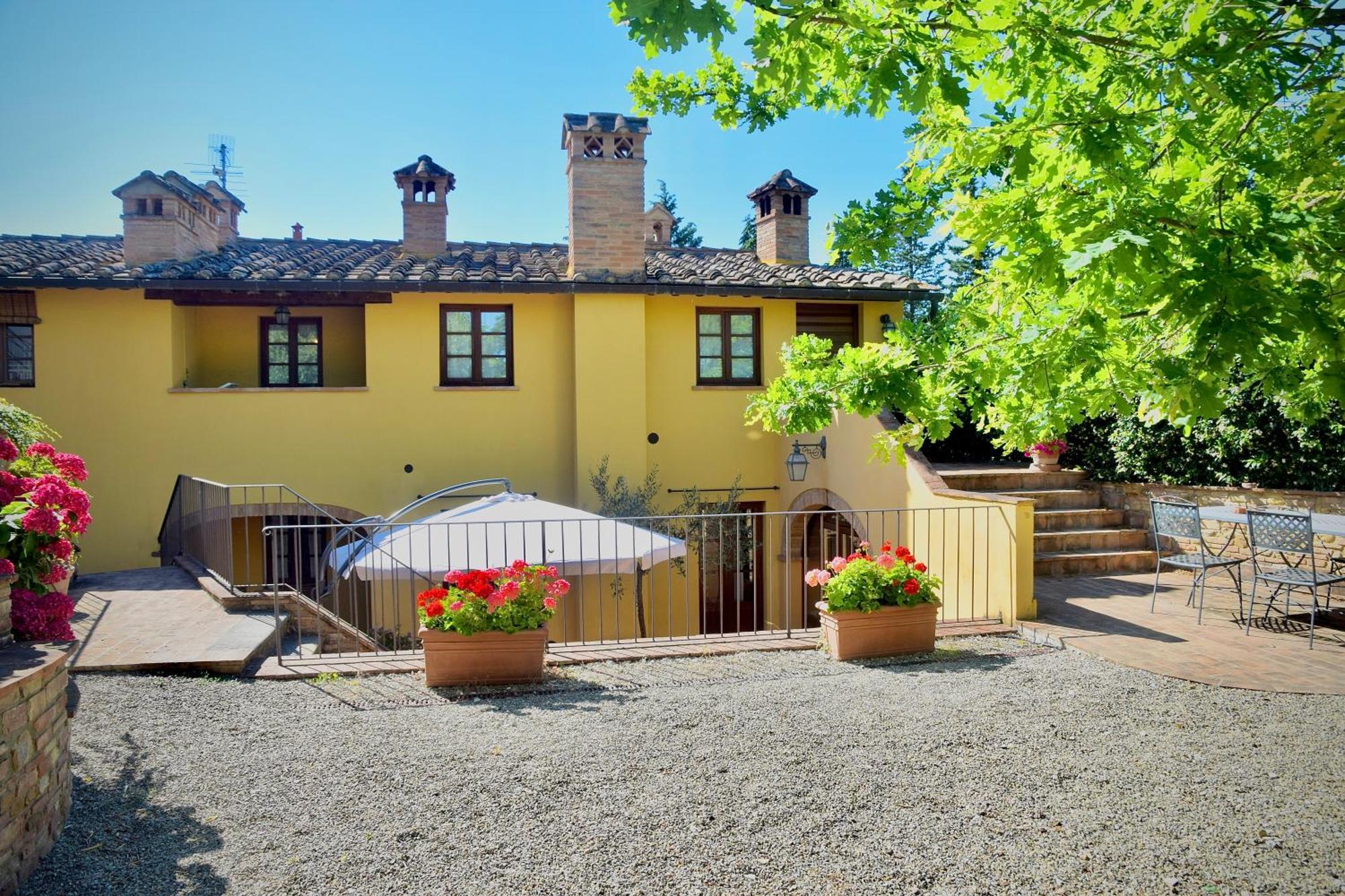 モンテスペルトリRelax In Chianti Il Borgo 7アパートメント エクステリア 写真